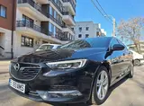 Opel Insignia - 1