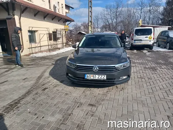 Volkswagen Passat #1