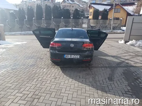 Volkswagen Passat #4
