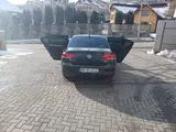 Volkswagen Passat - 4