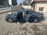 Volkswagen Passat - 8