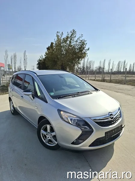 Opel Zafira #1