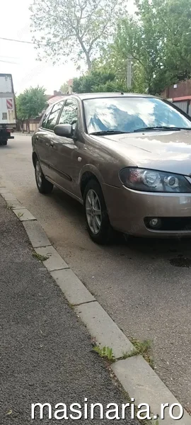 Nissan Almera #4