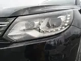 Volkswagen Tiguan - 1